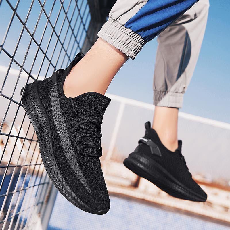 Men's Lightweight Breathable Running Shoes For Summer Sports